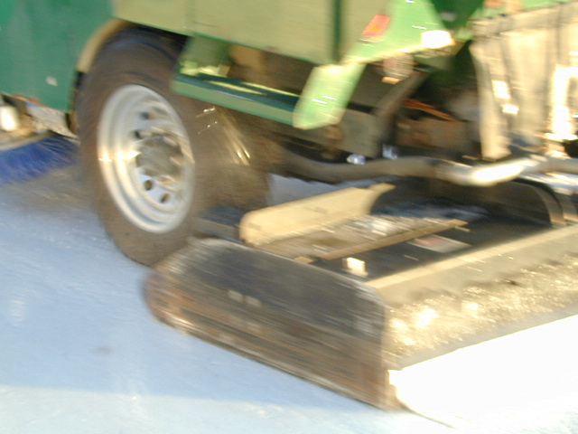 Frog pond ice smoother: 